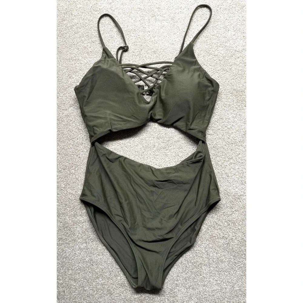 Cupshe Olive Green Lace Up Cutout One Piece‎ Swimsuit Medium